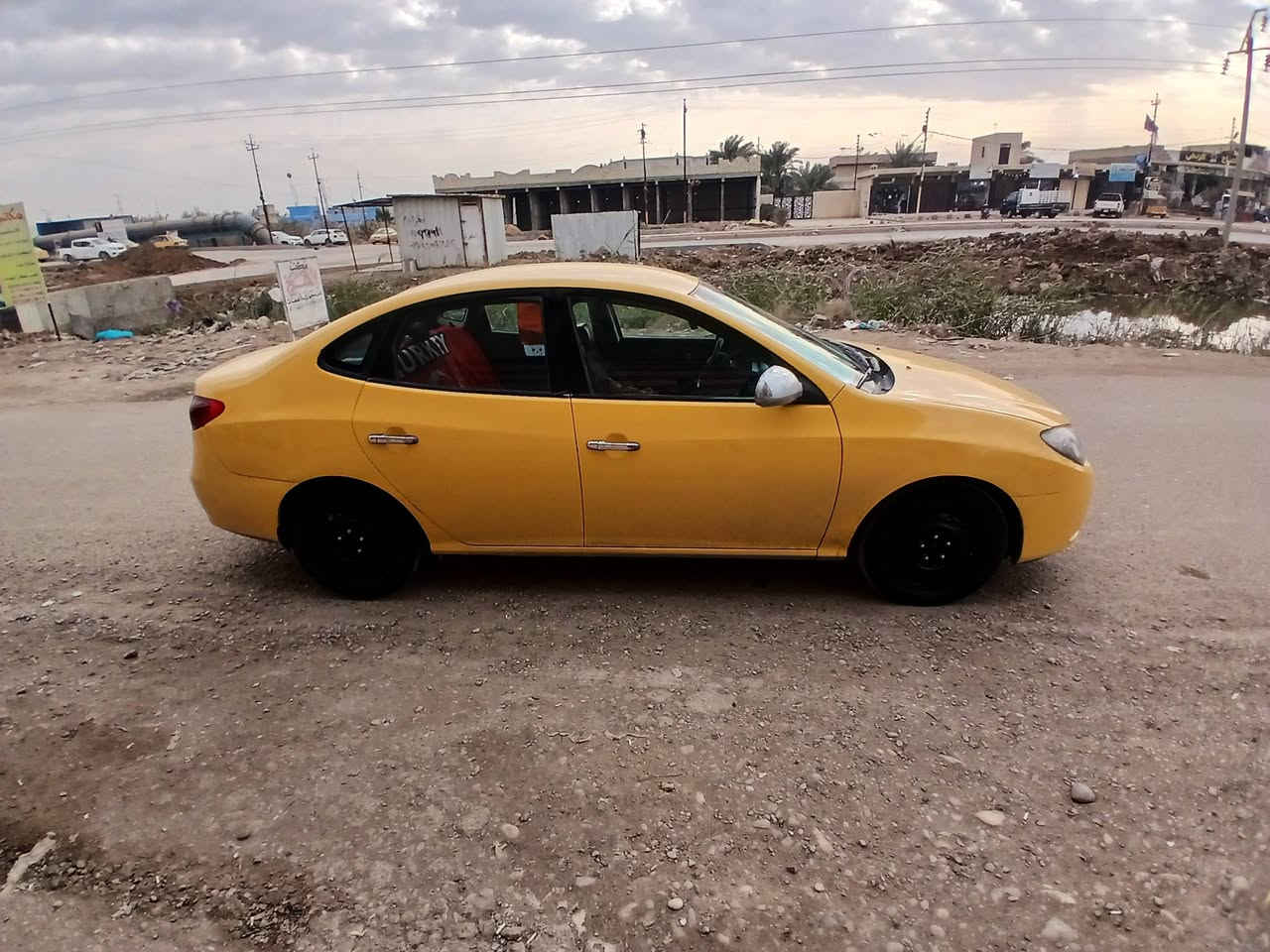 سلام عليكم الانتره مديل 2010رقم ديالي دولي سياره بسمي سياره وراد كندي سياره بدون حادثه محرك 2000كير اتوماتيك كير جديد بعد بضمان مكان سياره بغداد سعر ٩٠ هاذه رقمي ***********
