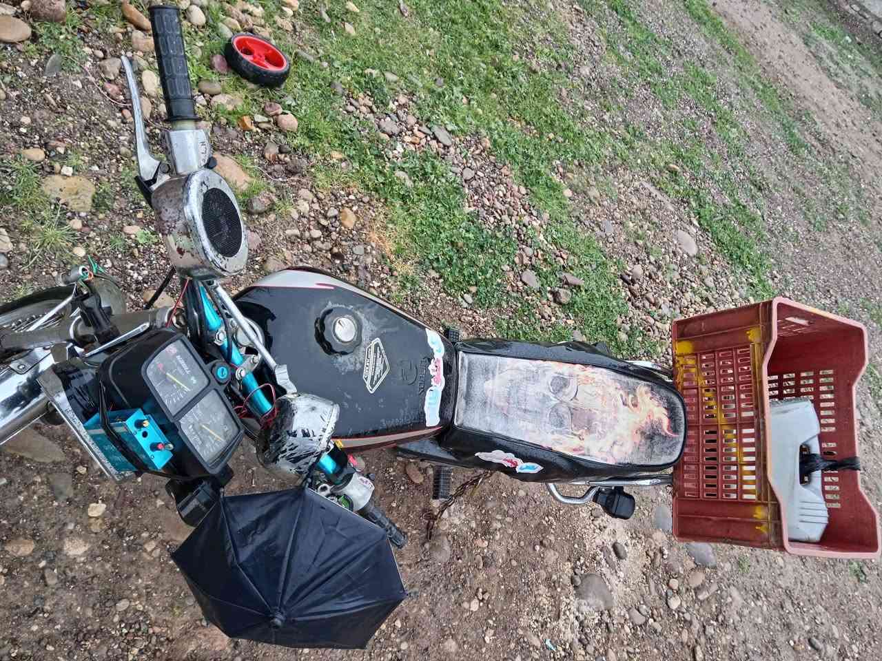 سلام عليكم
ماطور للبيع او مراوس بجهاز

سعر350بيهه مجال

***********
