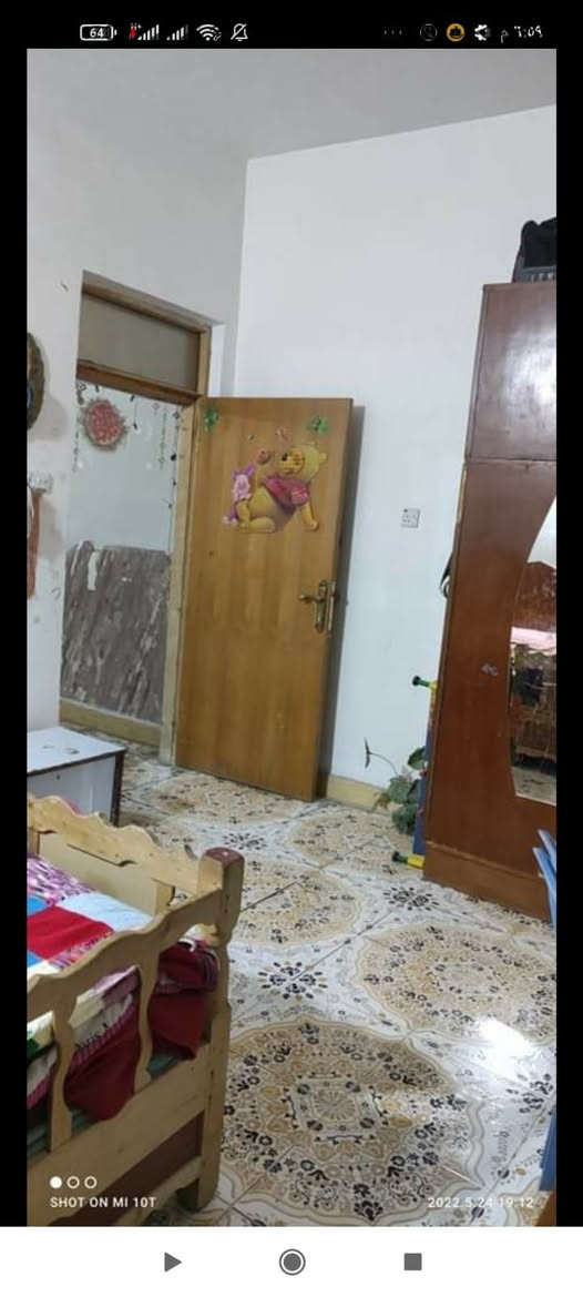 ♢مشتمل100م طابقين بحي الحوراء♢
♢ رقم الإعلان {58}♢
------------------------------
♢المنطقة:: شارع المدارس 
♢نوع العقار:: مشتمل
♢المساحة:: 100م
♢الوجه:: 5م
♢النزال:: 20م
♢عرض الشارع:: 10م
♢سنة البناء:: 2013
♢تفاصيل البناء:: طابقين
♢طابق أول يتكون من:: استقبال وهول ومطبخ وغرفة نوم عدد(1) وصحيات وطرمة
♢طابق ثاني يتكون من:: غرفة نوم عدد(2) وصحيات
♢أقرب نقطة دالة:: قرب المختار
------------------------------
👈🏻 اكتب <تم>  ليصلك السعر
ولمزيد من التفاصيل يرجى مراسلة بريد الصفحة خاص

👈أو زياره مقرنا الكائن في: [حي الحوراء] 
      [شارع سيد يعقوب أو شارع المواكب]          

#دارسكن #مشتمل #قطعة_أرض
 #حي_الحوراء_الأولى


**إذا كنت صاحب هذا الإعلان وتريد حذفه لأي سبب، رجاءا أرسل رسالة إلى الدعم الفني**