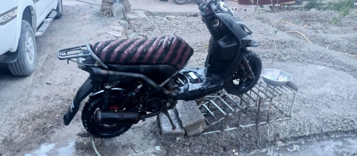 سلام عليكم دراجه سكنس ماليزي طافيه تبيعه على هاي وضع وحالين مصبوغه بيضه مكان كربلاء وصله موجود قيم وأنه بل خدمه


**إذا كنت صاحب هذا الإعلان وتريد حذفه لأي سبب، رجاءا أرسل رسالة إلى الدعم الفني**