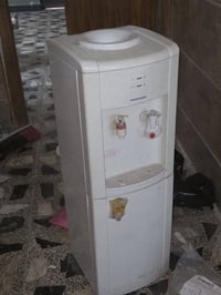 غسالة حوض عاطل • براد حنفية راخية • طباخ شغلات ناقصة