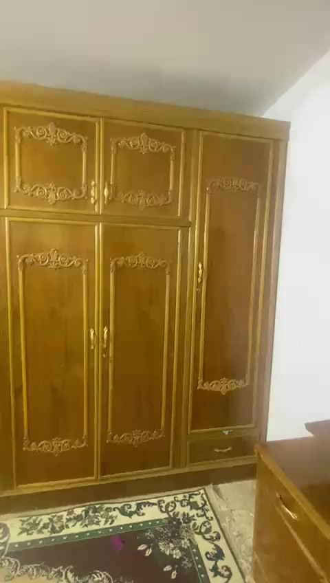 سلام عليكم اخوان غرفه لبيع شراي يخابر على رقم *********** موجود بيه واتساب مكاني ميسان مركز المدينه ويدلل
