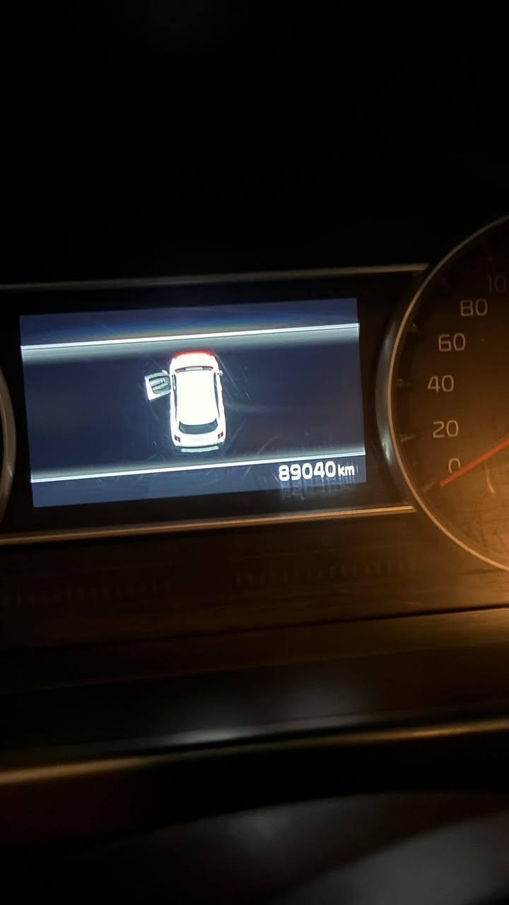 سورنتو خليجي
موديل 2021 

V6

رقم بغداد 

كفاله عامه
السعر 264 
الرقم ***********
