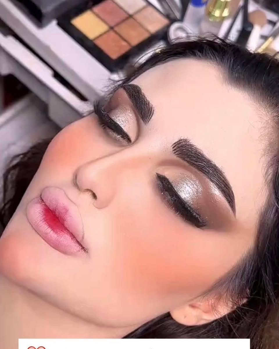 عروض نار🔥 🔥من مركز الماكير شهد بيوتي❤️
حنه وعرس وبدلات جديده مع عدسات ورموش طبيعيه وتنظيف بشره وحف وتنظيف قدم وبودر جسم كل هذه العرض 250 الف فقط 👰💅🎁

الدجيل/شارع القائم مقام/مقابيل مطعم حكاية فوك دكتورة مروة للاسنان
***********
