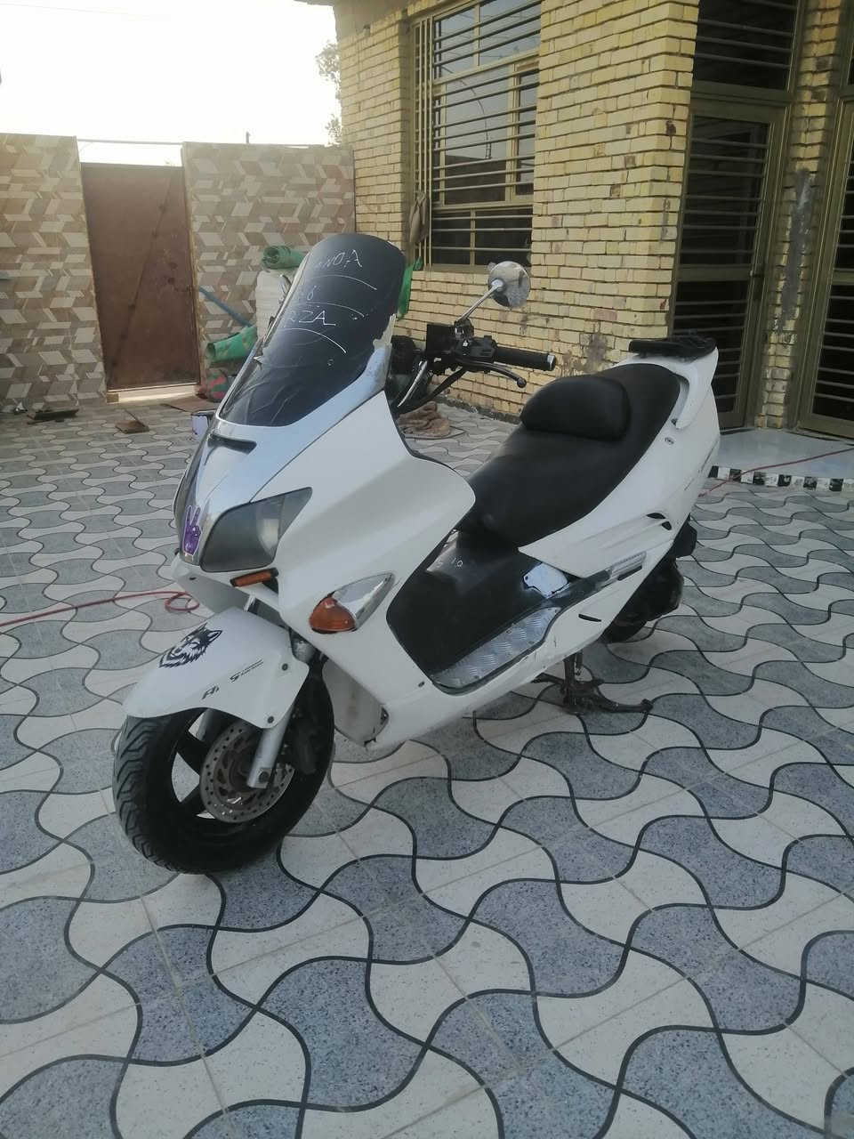 مكلف بنشر السعر 700
سلام عليكم

 فورزه 0،6 أوراق اصولي 

دراجه جديده

 مكينه نضيفه مفتوحه ولفات بس

 دراجه نضيفه تايرات جدد  وعوزه ترتيبات  بصيده

 السعر 700  مكلف بالنشر رقم الهاتف ***********مكان ناصريه سوق الشيوخ ناحية الطار
