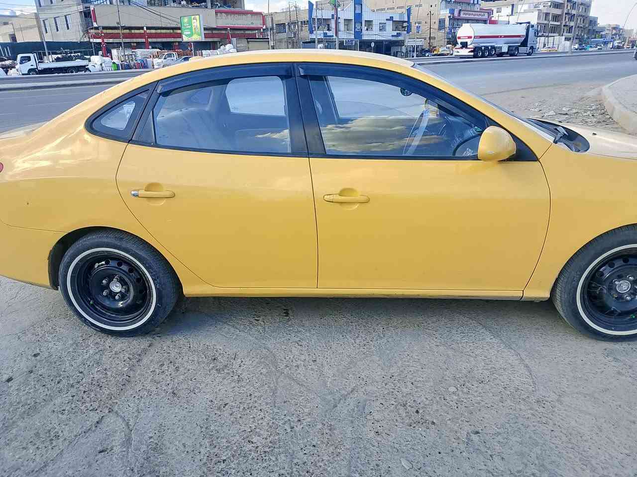 سلام عليكم.لبيع انترا  وارد امريكي   موديل 2007  مكينة2000 وكير  خير من  الله   بنيد ابدل فقط ليبل واحد تبريد تدفئة شقال    مكاني بغداد حسينية المعامل لتصال ***********
