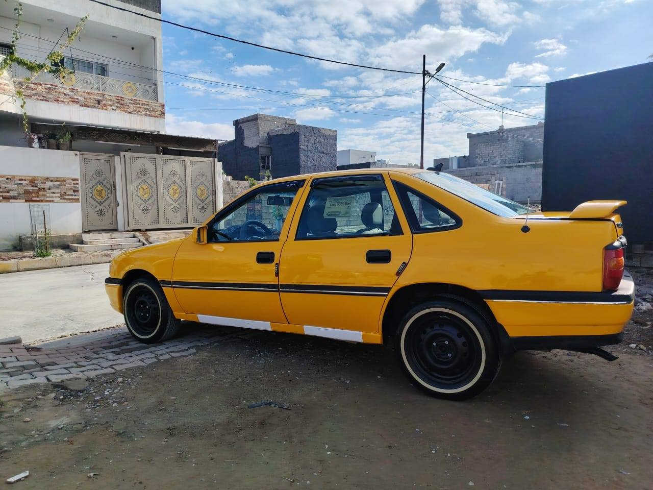 السلام عليكم عندي فكتره للبيع حجم 18 سنويتها عظم عاج 2019 بطاقه بنزين سياره نظيفه جاهزه دير سلف واطلع كشر داخل كله جديد محرك كير بشرط شرط تحويل نقابه مصفره السعر 37 بيها مجال بصيط مكان كركوك*********** *********** ولي يجيني شراي تدلل
