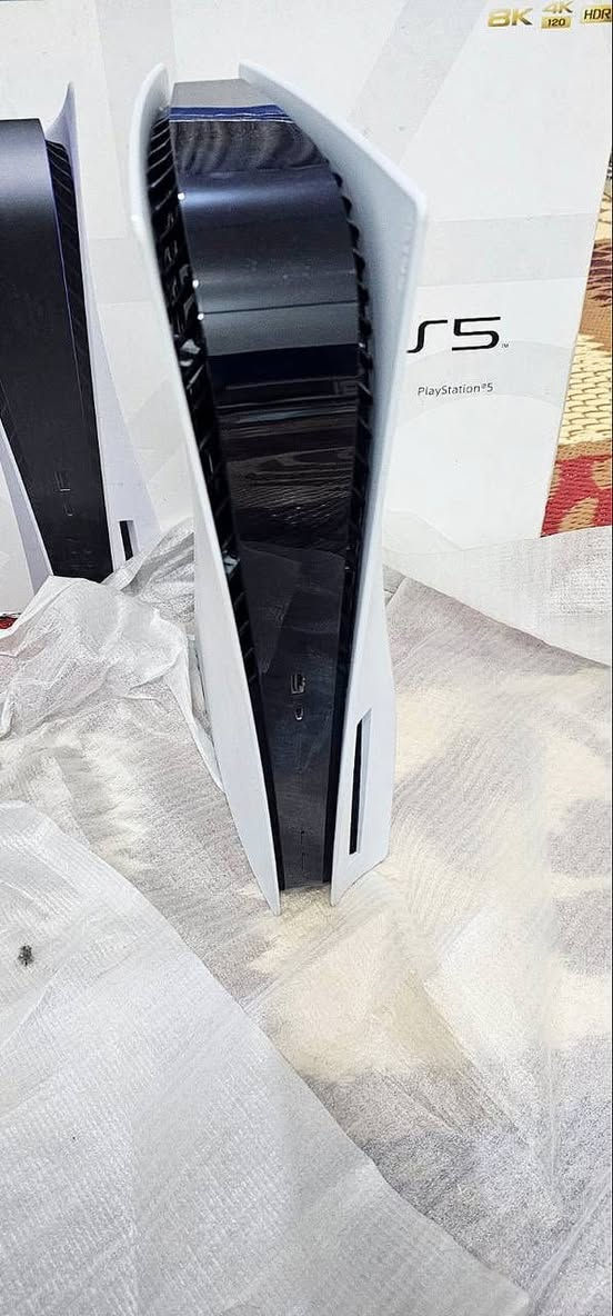 بلي5 فات ذاكرة 825 غراضة اصلية كاملة ما مفتوح ولامصلح نظيف كلش والسعر خاص


**إذا كنت صاحب هذا الإعلان وتريد حذفه لأي سبب، رجاءا أرسل رسالة إلى الدعم الفني**