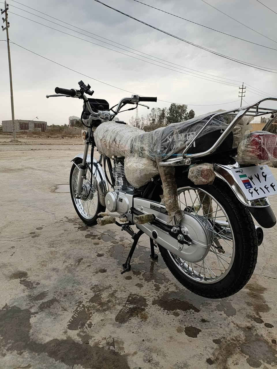 سلام عليكم دراجة نامة للبيع
موديل 2026 اصولي كاملة 

السعر 800 وبيها مجال بسيط
الرقم ***********
