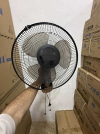 مروحة جداري ضمان سنه استبدال السعر ٢٧ الف توصيل مجاني  بيع ٥ كارتون فم...