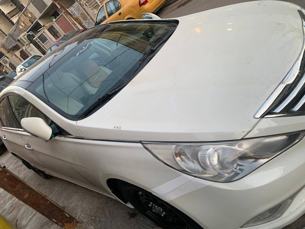 سوناتا للبيع خليجي موديل 2010 رقم اربيل فول مواصفات واحد ع واحد بني راما محرك 2400 شرط كفاله تبريد ثلج سياره ماناقصها اي شي صبغ حزام
السعر 97 وبيها مجال 
الاستفسار ***********
***********
