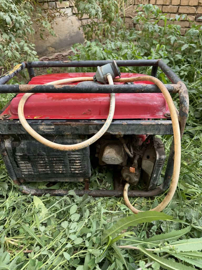 مولد نظيفة محرك 
وتوليد 
كابريتر  غاز   بانزين 
سعر 150 عمارة, ميسان


**إذا كنت صاحب هذا الإعلان وتريد حذفه لأي سبب، رجاءا أرسل رسالة إلى الدعم الفني**