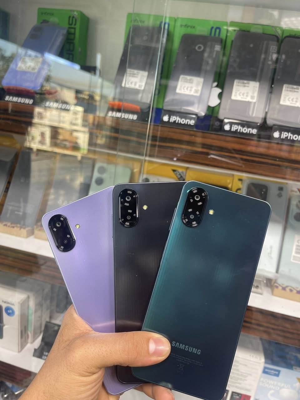 يعلن مركز آدم للموبايل والاكسسوارات 
جميع تليفونات والايبادات
بالتقسيط المريح 🔥       🔥        🔥
🛑علما ان البيع فقط اقساط والمشمول بالاقساط موظف او متقاعد ماستر رافدين حصرا 🛑 ، يأتي صاحب الماستر معه الماستر وبطاقة السكن وهوية شخصية + رقم الموبايل المربوط عل ماستر ، استقطاع الكتروني من الراتب بدون حجز مستمسكات وبدون دفع مقدمة 🛑 ، لاتوجد طريقة ثانية للتقسيط و أي مصرف اخر غير مشمول بمنصة الاقساط🛑
‏Whats App
***********
***********
العنوان بغداد الثعالبه سوق الثعالبه الحديث
