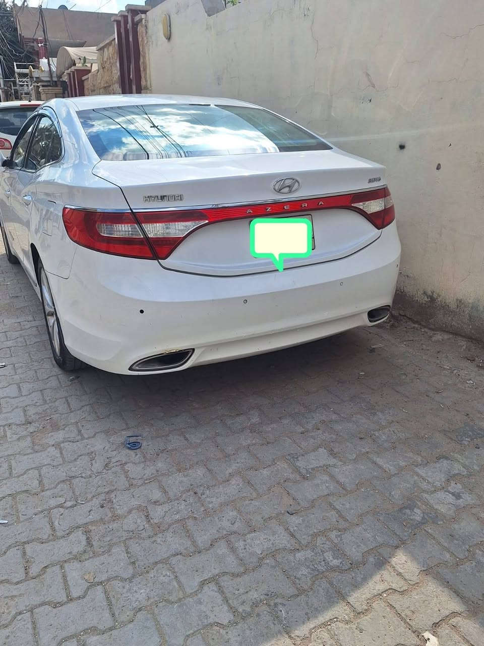 السلام عليكم
هونداي ازيره خليجي موديل2012
محرك٣٨٠٠ ابد مامفتوح صار سبوع من شديته كير صدر كله جدد تبريد شغال 
داخل بيجي سونار مالته مرفق بلمنشور وصار بيه حادث بسيط  مبدل بيه فقط بنيد وبيه صبغ بلداخل صفحة الايمن الايرباك طاك ورجعنا بلادي رقم بغداد تحويل ثاني يوم تجي تشوف السياره بعد احلا من الصور وجاهزه وخير من الله  السعر 100 ورقه وبيه مجال شي بسيط مكاني بغداد الاتصال ***********
