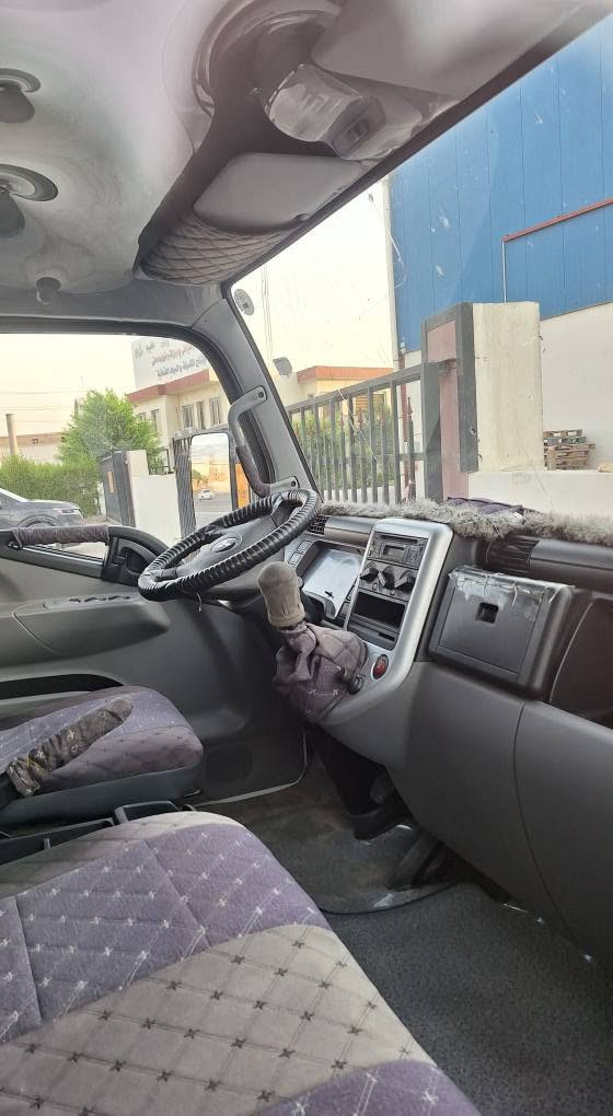 كنتر فوسو ٢٠٢٤ دعامى بؤ دعامى شرت كير محرك شرت 
بودى برغي سيارة يك ده سته به ناوى خومانه يه ك دينار مسرةفي نيه هه مو شتى به شه رته ٤ مترو ٣٠ سانتم 
جاري بؤ كراوة 
شوين هه ولير 
*********** أربيل, العراق
