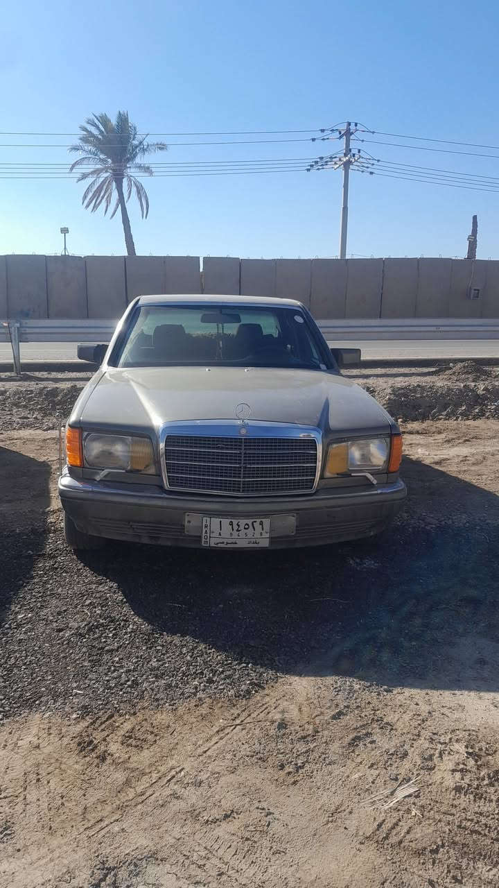 مارسدس موديل ١٩٨٧
صبغ عام .

سيارة بلادي شلع 

محرك  كير  مكفول ٣٠٠ se 

تايرات عدد ٤ جديد 

صدر أمامي خلفي مكفول 

فتحة طكتين 

كروز سرعة مثبت 

ستيرن كهرباء دبل اريل 

دبل فيت بم جديد منظومة كلها جديدة 

غرفة مخمل كهرباء كلها بلادي وشغال كل الكهربائيات

كشنات كهرباء تجاوي كهرباء

تبريد منظومة جديدة مكفول تبريد ثلج 

دبل اريل 

دبل مروحة صاجيات بلادي داخل السيارة كلها بلادي

رقم بغداد مشروع وطني 

عنواني بغداد الكاظمية سعرها 75 $ بيها مجال 

رقم الهاتف 

*********** واتساب واتصال
