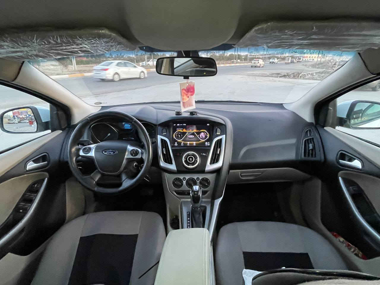 فۆڕد فۆکس مودیل2012 گێڕ تۆماتیک+عادی+ سپۆڕت  ABS  گێر و مەکینە بەشەرت کەپس سەنەوی ڕەقەم 2030 نوێیە 4 جام کارەبا ئاوێنە کارەبا تەبرید سارد و گەرم بێ تەقە و ڕەقە چرکەی تێدانیە 172k.mرۆشتووە شاشە ئایپاد و کامێرا 4 پارچە سبوغ بێناوگرتن بێ ارباگ پێشی قنجەکی هەیە دواوەی کەپس نرخی 66$ مەجالی برایانە شوێن هەولێر  ژ.م *********** ڤایبەر+واتس ئەپ أربيل, العراق
