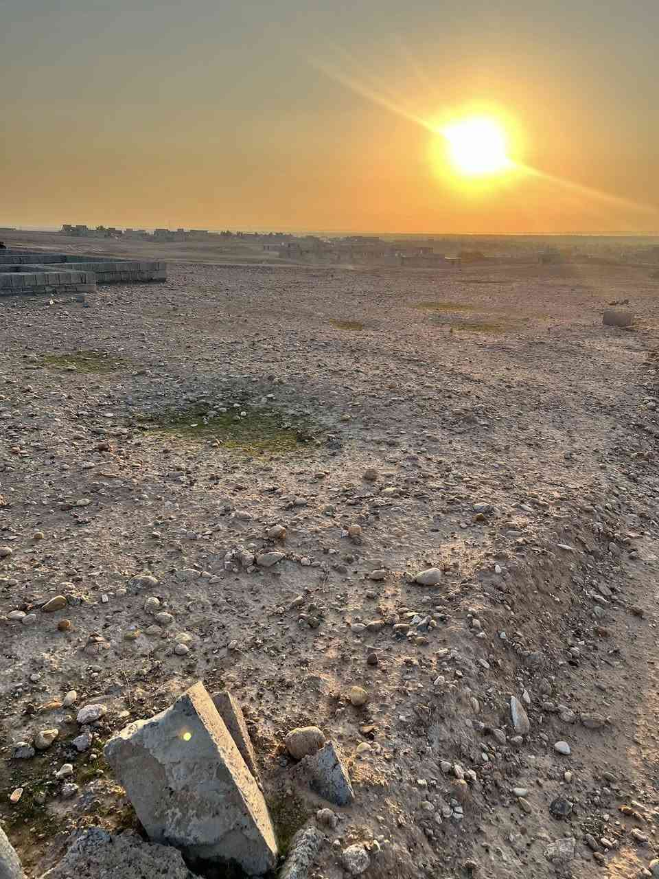 بتلو للبيع بلتجنيد فرع الجملون
اساس بيت كامل بس تبني 
#المساحة_١٠٢٠_متر 
الوجه ٣٤ والنزال ٣٠
للاستفسار
***********
