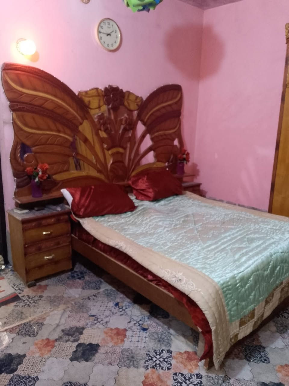 ***********السلام عليكم غرفة سته باب طابقين معلومات اكثر تواصل على الرقم مكاني كربلاء
