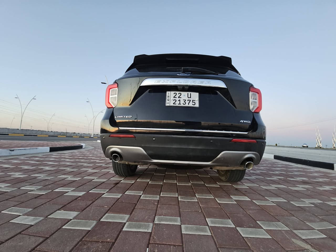 معرض ⚜️PLATINUM⚜️ لتجارة السيارات
سامراء⚜️شارع كراج بغداد⚜️ قرب فلكة العلوة 

***********
***********
 
💢💢💢عرض اليوم 💢💢💢

للبيع او المراوس
FORD EXPLORER LIMITED HYBRID  2023

💠 الفئة 4*4 LIMTED HYBRID 

💠 الموديل 2023

💠 اللون / اسود 

💠 عداد المسافات 24000mile 

💠 حجم المحرك 6 سلندر 3.3 لتر،  تنفس طبيعي 

💠 القدرة الحصانية 318hp 🐎🐎🐎

💠 اللوحات / كاتي تترقم شمالي فقط 

💠 المواصفات 
▪️بصمة 
▪️دخول ذكي 
▪️تشغيل عن بعد 
▪️كود بالباب 
▪️مثبت سرعة 
▪️قيادة آلية 
▪️تحديد مسار 
▪️رادار جانبي 
▪️رادار امامي 
▪️حساسات امامية وخلفية 
▪️كاميرا 360 درجة 
▪️فتحة سقف بانورامية 
▪️اوتو ستوب ستارت 
▪️تنبيه سرعة الشارع
▪️فور ويل درايف 
▪️مانع تصادم وتحذير 
▪️كشن كهرباء 8 حركات 
▪️كشن امامي تدفئة وتبريد
▪️كشن جلد بيجي
▪️وضعيات قيادة 
▪️اوتو هولد 
▪️نفكيشن 
▪️كشن vip 
▪️صندوق كهرباء 
▪️تحكم ستيرن 
▪️مانع انزلاق 
▪️كشافات ضباب 
▪️اوامر صوتية 
▪️ستيرن تدفئة
▪️كشنات خلفي تدفئة 
▪️كشنات خلفي كهرباء 
▪️اندرويد اوتو 
▪️إشارات بالمرايا 
▪️كير 10 سرعات 
▪️تبريد 3 قطع 
▪️ويل 20 كروم
▪️يدات تطعيم كروم 
▪️سبايدر كروم 
▪️اوتو بريك 
▪️سايد بريك بصمة 
▪️ ستيرن كهرباء 
▪️بردات خلفية 
▪️دبل كزوز

💠 الضرر / تعديل جاملغ خلفي بارد 

💠 السعر /  اكتب تم يوصلك الرد بالسعر 

💠  رقم الشاصي/  1FM5K8FW4PNA01963
تعديل جاملغ خلفي فقط مكفولة من الصبغ والشاصي والكص
