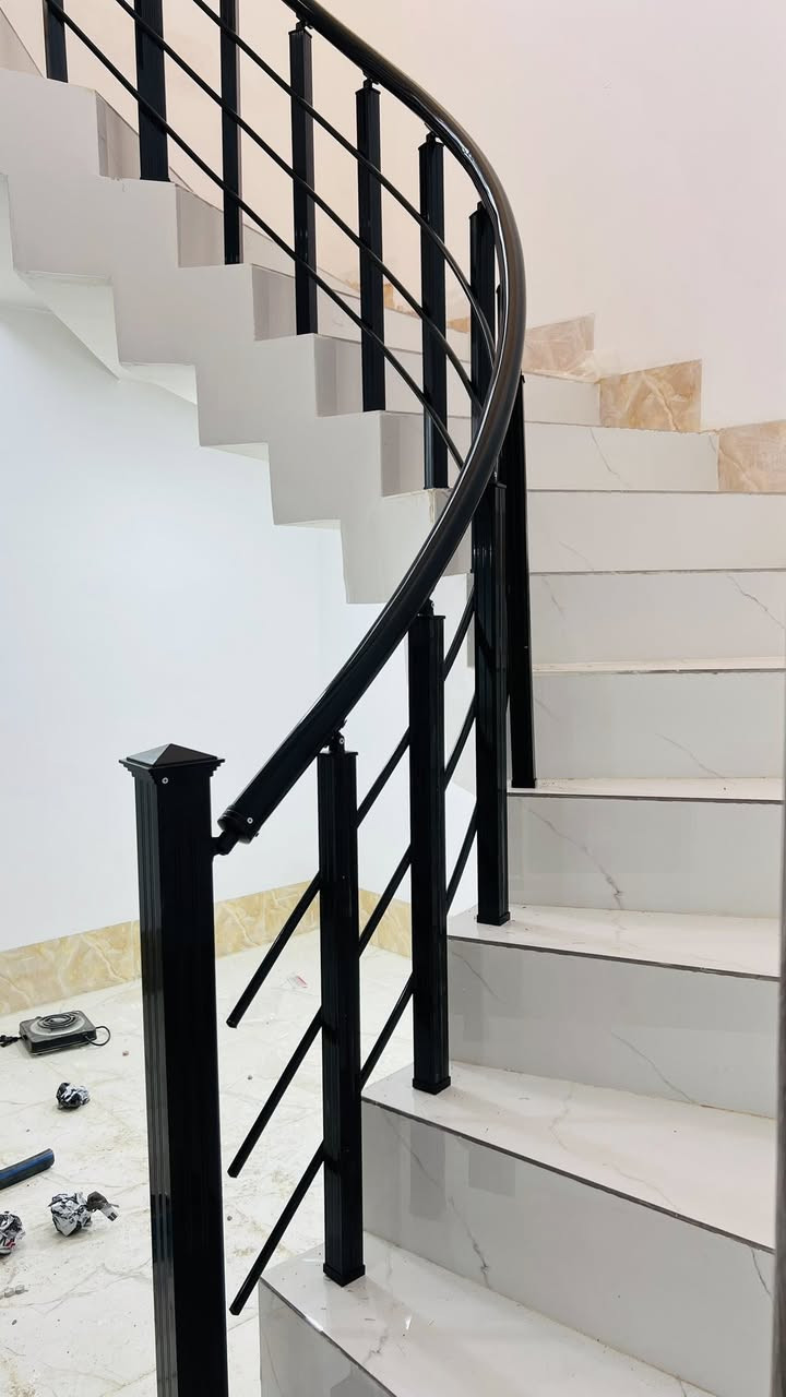 أعمالنا مستمرة ومتواصلة 😊⚒️🏠
جانب من أعمالنا  في كركوك/العمل الشعبي
 ومبروك لأصحاب الدار🌹

تم تجهيز المنزل بمحجر درج  بوري مربع مواد تركية💯💯
❎السعر مناسب جداً
❎يتميز بالمتانة
❎مقاومة عالية ضد الصدأ

متوفر لدينا كل أنواع المحجرات بكافة الألوان والأشكال 
مربع ودائري وكذلك الجام والملكي
دقة وضمان في العمل والمواد
الأسعار مناسبة جداً وتنافسية. وبنظامي القسط والنقد
شعارنا الدقة والأتقان في العمل💪

للأستفسار
***********
 *********** واتساب
