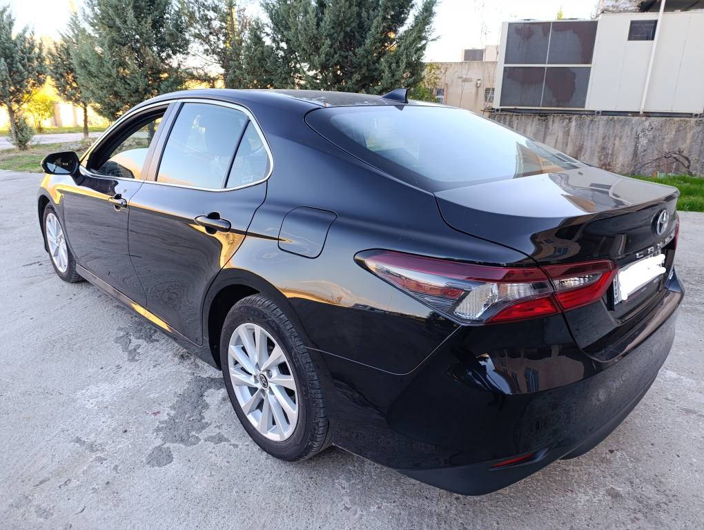 تۆیۆتا کامری  مۆدێل 2021  ڕەش  چوارتایەی لۆک  کامێرا ڕادار خەتی جادە  لایت ئۆتۆ   یەک دینار مەسرەفی تێدا نیە  بەناوی خۆمە   هەمو گیانی بەشەرت  48هەزار ڕۆشتوە  تەنها بۆنیت و نیودەرگای  سایەق بۆیاغە بەبێ ناو گرتن  ماڵی دۆستە لە قەڵادزێیە ڕەقەم هەولێرە *********** بشدار, السليمانية
