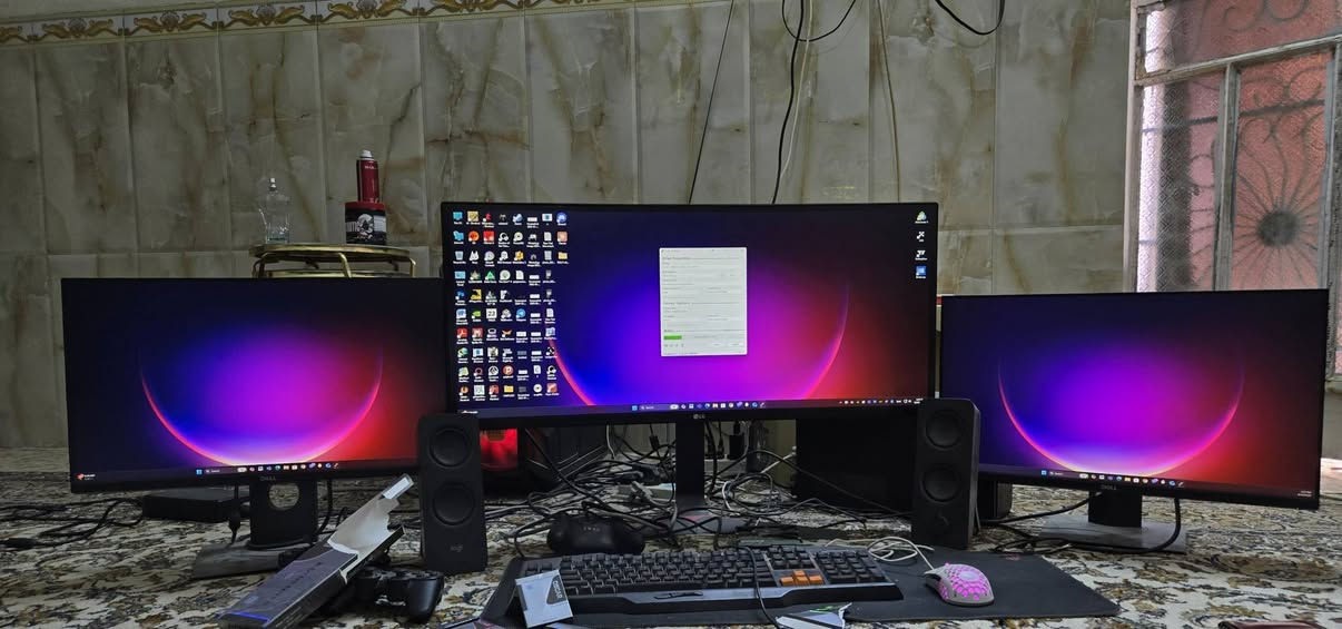 🔥 للبيع PC Gaming / Workstation بمواصفات قوية جدًا 🔥

 جهاز قوي للألعاب، البرمجة، التصميم، المونتاج أو العمل الاحترافي.

✅ المواصفات:

🖥️ المعالج: Intel Core i5-12400 (الجيل 12) – 6 أنوية / 12 خيط معالجة

🎮 كرت الشاشة: NVIDIA GeForce RTX 3070 Ti 8GB GDDR6X (Palit)

🧠 الرام: 16GB DDR4

⚡ التخزين:

SSD 500GB

HDD 2TB

🖥️ الشاشات:

شاشة رئيسية مقوسة 32 إنش

شاشتان إضافيتان 24 إنش

⌨️🖱️ سماعات Logitech
ملحقات أصلية  من STRIX

✨ الجهاز يقدم أداءً ممتازًا في:

أحدث الألعاب بإعدادات عالية

التصميم والمونتاج

البرمجة وتطوير البرمجيات

الهندسة والمحاكاة

📍 الموقع: بابل-حلة 💰 السعر: مليونين و نصف 📩 للتواصل والاستفسار يرجى المراسلة واتساب على الخاص أو الاتصال ***********.
