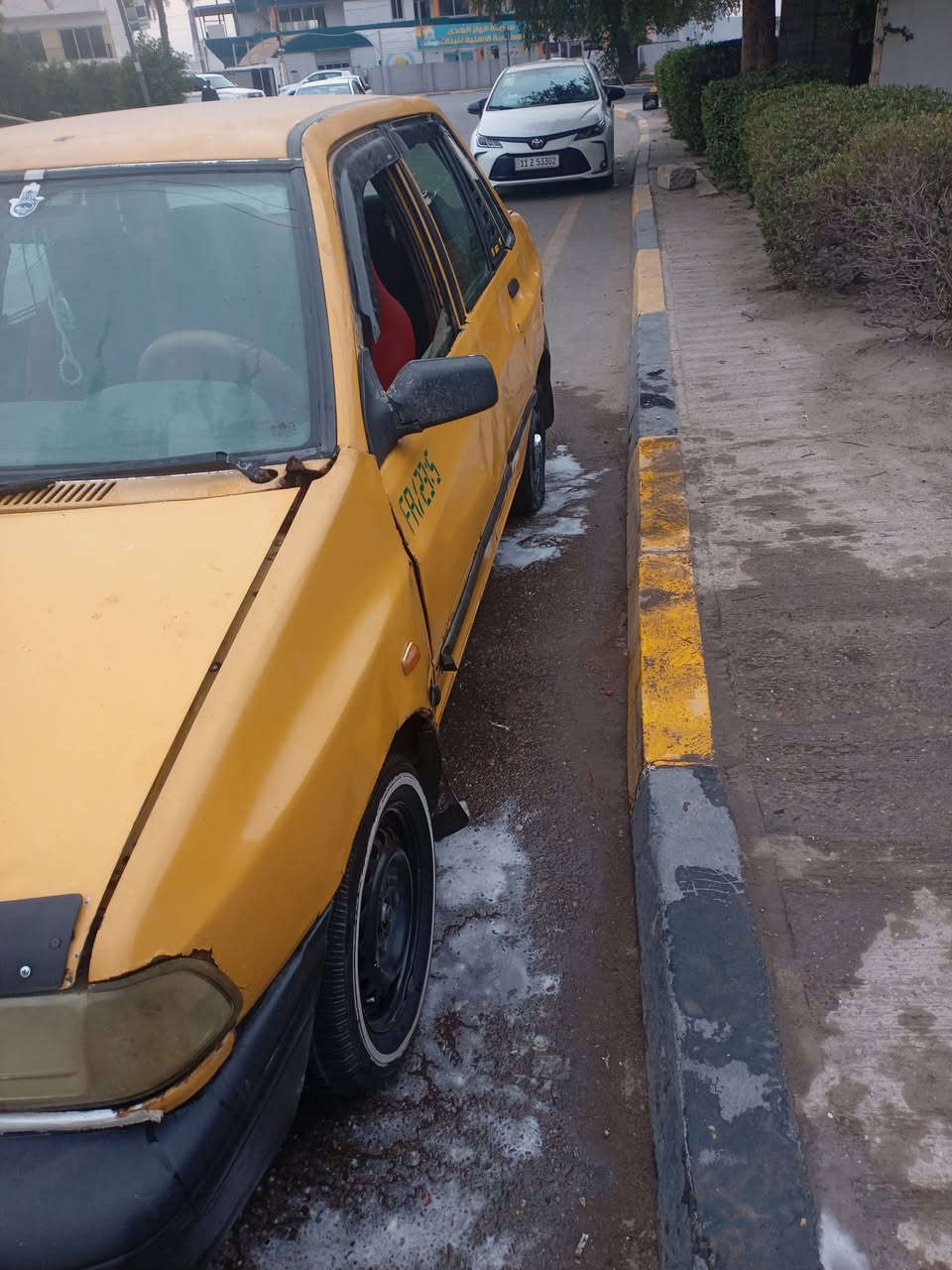 سلام عليكم ورحمة سايبه موديل ١٢ محرك كيل حلوت سياره مرتبه مال وحد علا كد فلوسه  صاحبه بل زعفران رقمه راح مني  اي استفسار خابر ***********
