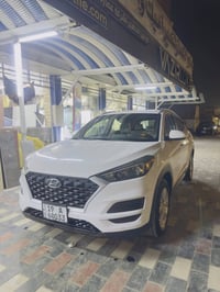 توسان للبيع مديل 20 حادثه جملغات خلفيه فقط  سعر ١٦٠ بيه مجال بسيط  077...