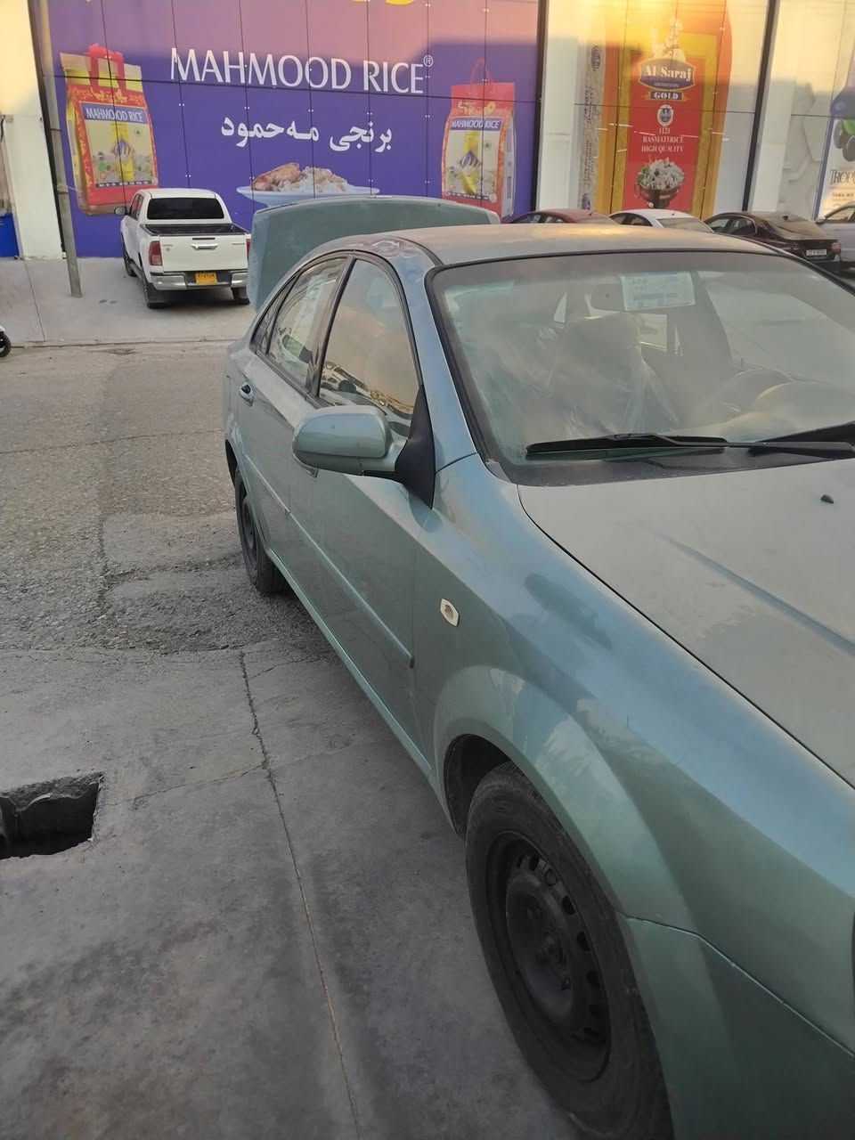 شۆفلیت ئۆپتڕا2006تۆماتیك  سعری62مجال مکان سیارە اربیل
***********
