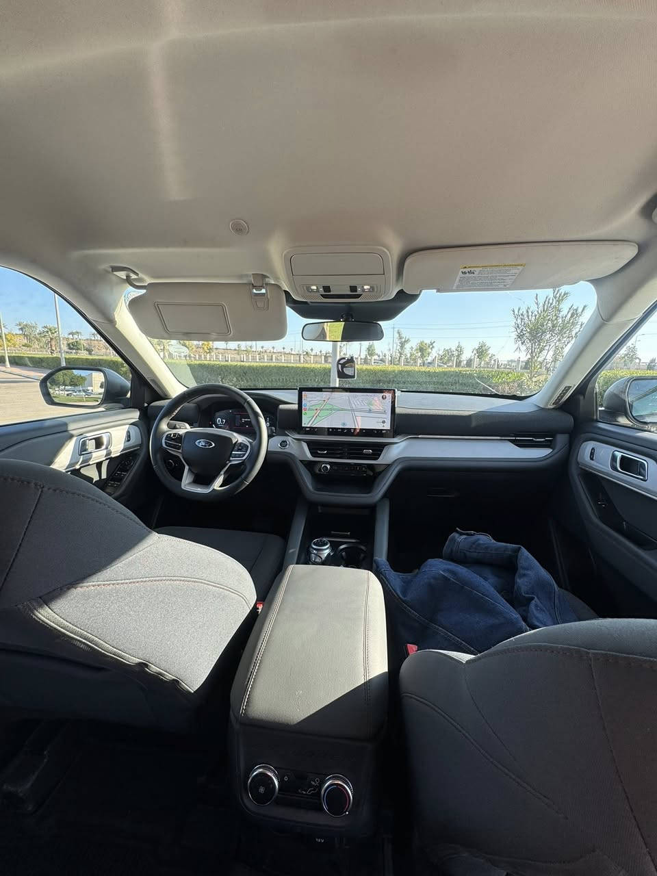 Ford explorer 2025 Active 
العداد 4700 الف ميل زيرو 
الضرر جاملغ امامي وطرف باب السائق صبغ والبنيد مبدل  
وpdr في طرف الصندوق صور الضرر مرفقة بالاسفل 
#المواصفات 
 - شاشة كبيره - رادار امامي (تحديد مسار) -رادار جانبي (نقاط عمياء)- رادار خلفي (التحذير من الاصطدام)  -كشنات كهربائي
كشنات تدفئة+ هاند بريك بصمة
Auto Stat
Auto Stop
السيارة مرقم اربيل بأسمي  
السعر 282 وبيها مجال قليل جدا 
موقع السيارة اربيل 
للاستفسار ***********
