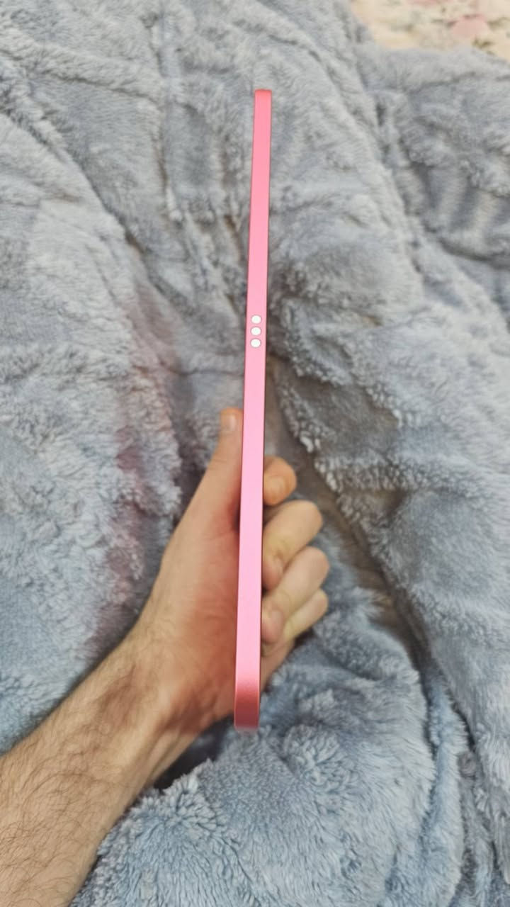 📱 للبيع: iPad الجيل العاشر (iPad 10)
- 💾 السعة: 64GB
- 🔋 صحة البطارية: بين 93% إلى 96%
- 🧼 الحالة: نظيف جدًا، استخدام خفيف
- 🚫 بدون ملحقات (لا شاحن ولا كرتون)
- 🎮 مناسب للدراسة والألعاب مثل ببجي ويشتغل بسلاسة

📍 الجهاز خالي من المشاكل ويشتغل تمام
💰 السعر: (360)

📩 للتواصل خاص


**إذا كنت صاحب هذا الإعلان وتريد حذفه لأي سبب، رجاءا أرسل رسالة إلى الدعم الفني**