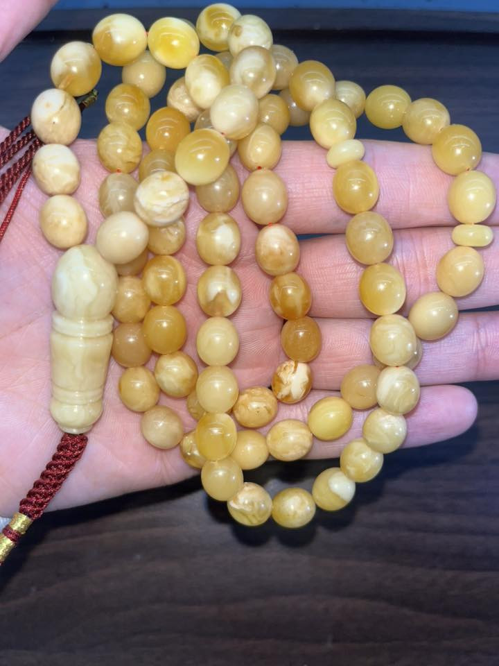 السلام عليكم
سبحه كهرب بولوني بيض حمام
-الوزن48.5غرام
-76حبة


**إذا كنت صاحب هذا الإعلان وتريد حذفه لأي سبب، رجاءا أرسل رسالة إلى الدعم الفني**