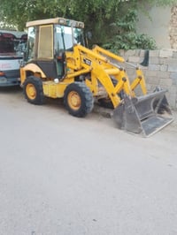 شفل جي سي بي • موديل 2002 • الانبار هيت