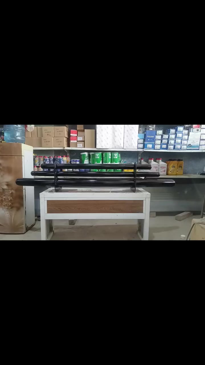 اقرأ المنشور ⬇️⬇️
🌪 وين آخِذك… وين أنهزم بيك… أو بكِلِيبي أخليك؟
مو بعيد… مو صعب… لأن المكان اللي يدور عليه كل محب للترتيب والفخامة صار واضح!
✨ وكالة الجنابي للأدوات الاحتياطية وكماليات السيارات ✨
المكان اللي يجمع الأصلي، والثقيل، والمضمون بسعر يناسب كل واحد يحب سيارته تكون قدّام الكل “غير شكل”.

---

🔥 ليش تختار وكالة الجنابي؟
لأن شغلنا مو مجرد بضاعة… شغلنا ثقة، دقّة، وقطع نتعامل وياها كأنّها لسيارتنا إحنا.
✔ كل قطعة نخلي بيها بصمتنا
✔ كل زبون نعتبره صديق قبل لا يكون مشتري
✔ وكل شغل نحرص يكون درجة أولى… بدون تنازل

يتوفر لدينا دروعه كيا 

🇰🇷 الغلاف الكوري الأصلي – وزن ثقيل

هذا الغلاف مو مجرد منتج…
هذا حماية، متانة، وثبات يخلي سيارتك ترجع “وكالة” حتى لو مشت ألف كيلومتر.

🔥 ميزات الغلاف الكوري الأصلي عندنا:

وزن ثقيل فعلي… مو بس بالحجي

خامة قوية تتحمل حرارة وأمطار وغبار

يركب مضبوط بدون فراغات

يعطي السيارة شكل مرتّب وفخم

يقاوم التمدد والقطع ويعيش سنين

⚠️ ملاحظة مهمة:
أكو بالسوق هواية أنواع خفيفة يبيعوها عالأساس “أصلي”…
بس الأصلي الحقيقي تعرفه من أول لمسة… ومن أول تركيب… وإحنا نوفر الحقيقي وبس.

🇰🇷🇰🇷🇰🇷🇰🇷🇰🇷🇰🇷🇰🇷

---

🚘 المتوفر الآن في وكالة الجنابي:

✨ تغليف بدي كيا 4000

خامة قوية

لمعان مستمر

شكل مرتب جداً

مناسب للسيارات الفخمة أو اللي تحتاج حماية أكثر

✨ تغليف بدي كيا 2700

سعر مناسب

جودة ممتازة

يركب نظيف وثابت

اختيار ذهبي للّي يريد شغل مضبوط بسعر أخف

✨ سليكون خاص للتغليف – شغل درجة أولى

يثبت الغلاف بدون ما يسبب ضرر

يتحمل حرارة الصيف

يحافظ على القطعة ثابتة وما يخليها تتحرك

💎 كل القطع مختومة – مفحوصة – ومضمونة.
🔥 أسعارنا مدروسة حتى الزبون يطلع راضي وراجِع بإرادته… مو صدفة.

---

📍 العنوان: طويريج / مقابل فرع حي الصناعية
📞 الاتصال: ***********

🚗 وكالة الجنابي… لأن سيارتك تستحق الأفضل، وانت تستحق جودة ما تخيب ظنّك.
