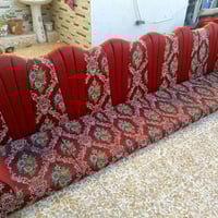 ديوان ارضي للبيع خشب ثقيل  متكون من ٣قطع .  .  ..  .  . التواصل واتساب...