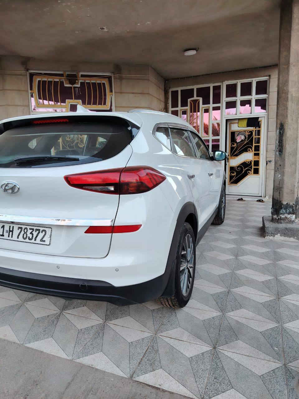 توسان موديل 20 مكفولة من الصبغ رقم بغداد ماشيه 90 سعرها 210 رقم الهاتف ***********
***********
