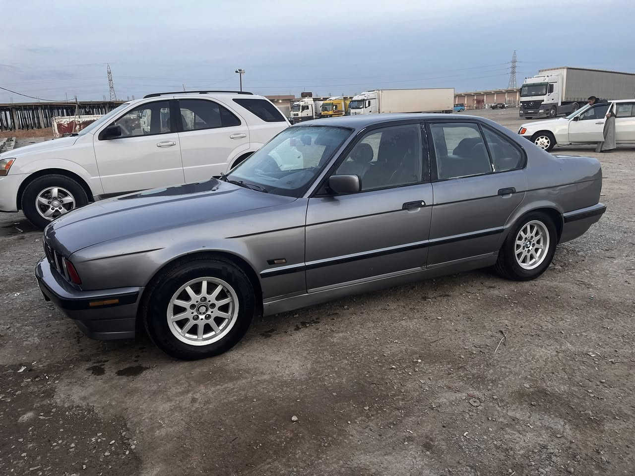 🚀السلام عليكم BMW
موديل 1992
رقم دهوك الجديد تريد تحويل او وكالة 
حجم 535 
محرك 6 سلندر بالشرط لاصرف لاتبخير 
كير اوتوماتيك صدر امامي خلفي جديد كهرباىيات بلاد صبغ عام جديد ضررها بسيط سياره احلى من الصور 

سعرها 58 وبيها مجال

سيارة مالت جناي مرتبه ومتعوب عليها مكانها ديالى  شراي اتصل وتدلل ممتواجد ع فيس 
***********☎️
