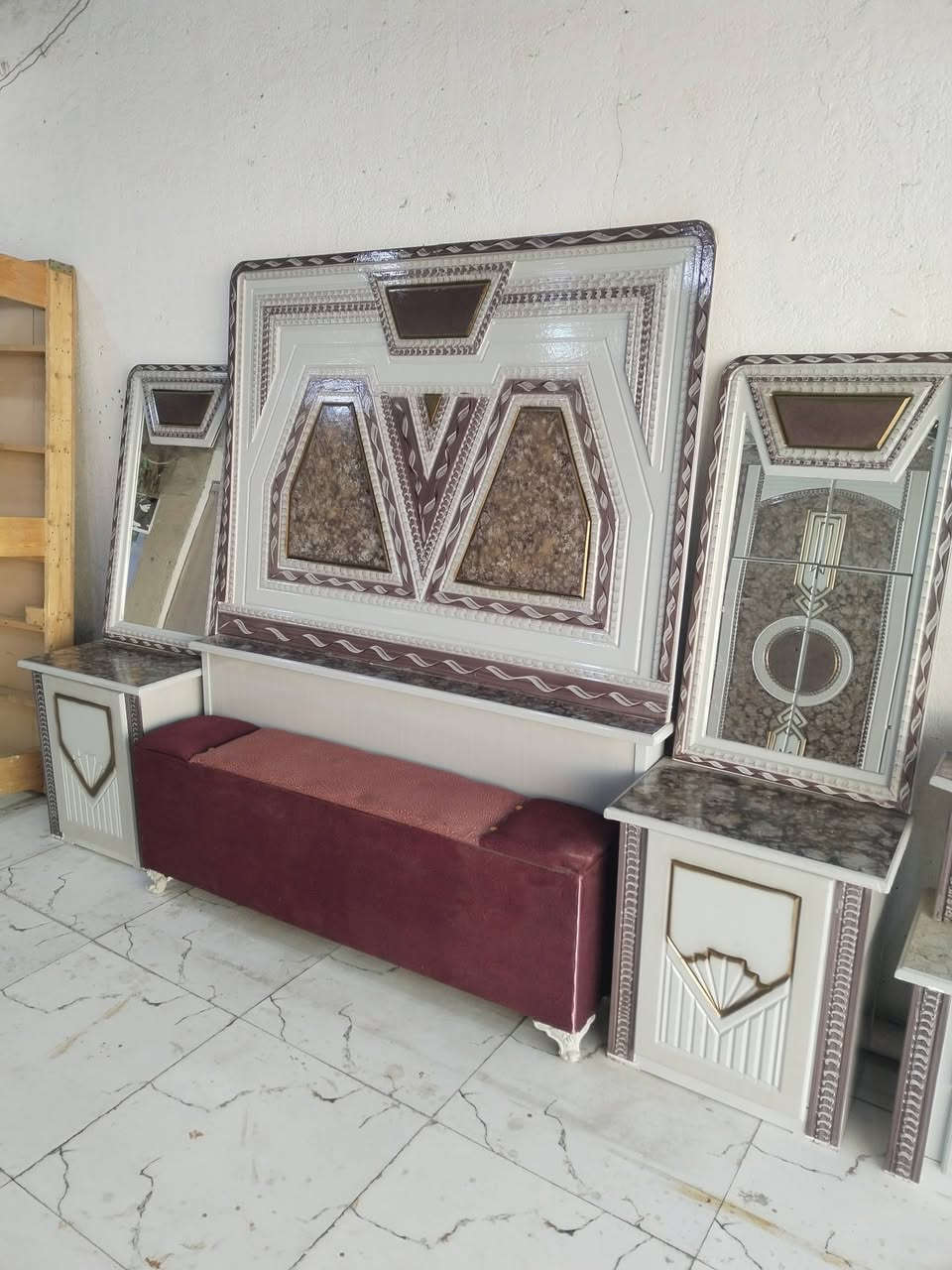 غرفه لبيع نجار سعر مليون100تصال ***********واتساب
