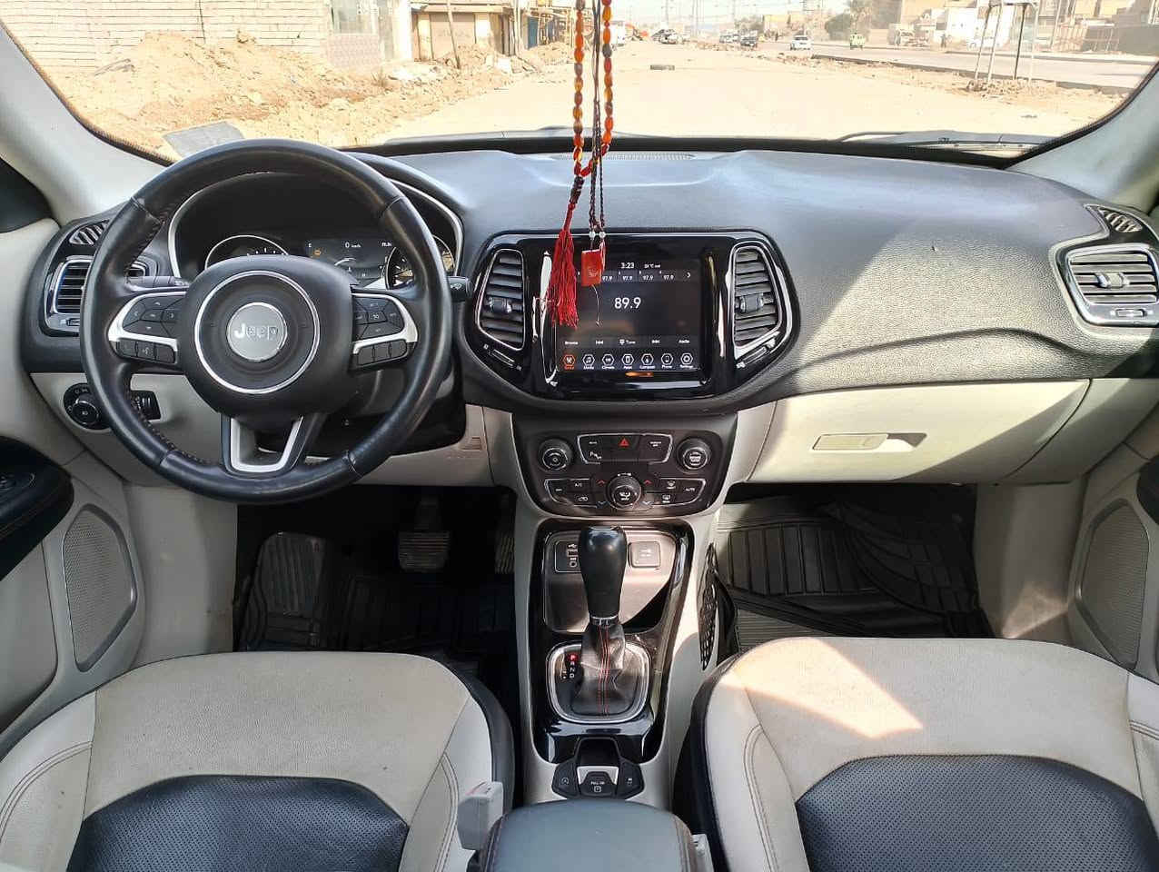 جيب ٢٠١٩ جامعة أمامي فقط بدون دواخل   فول مواصفات   ***********  ذي قار    بسمي تحويل مباشر
