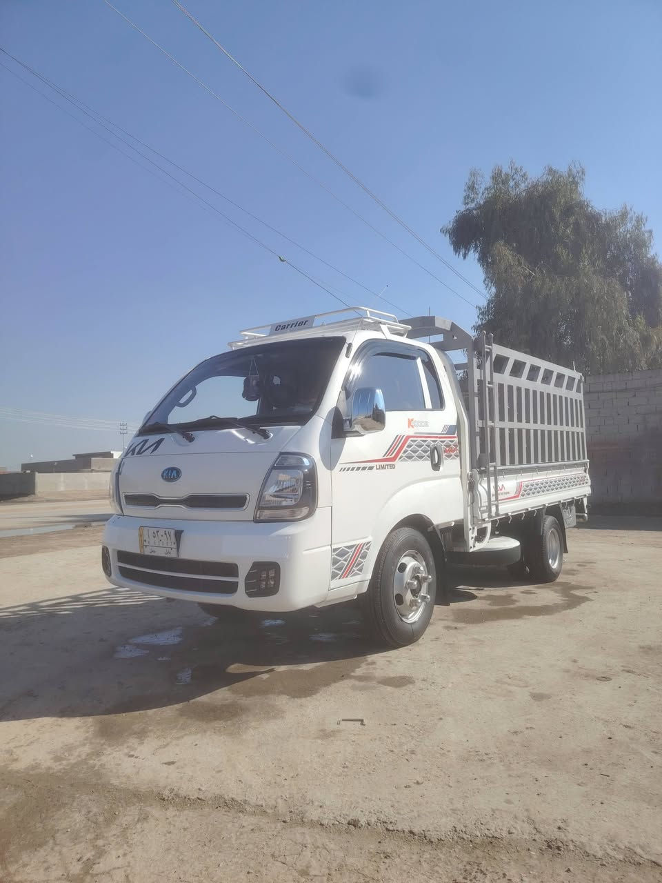 السلام عليكم كية فحل ٢٠٢١ مكينة توني مبدل طابوكة جديدة تحويرة ويالة وتايرات وستندات وتانكي ١٢٠ لتر محور تايرات كلها جدد امامي وخلفي شرط الانضافة رقمهة بابل الاستفسار ***********
