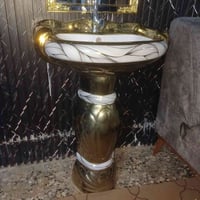 مغسله وخلاط ومرايه جدد ما مستخدم  تفاصيل بلمقطع السعر ع خاص او اتصل ع ...