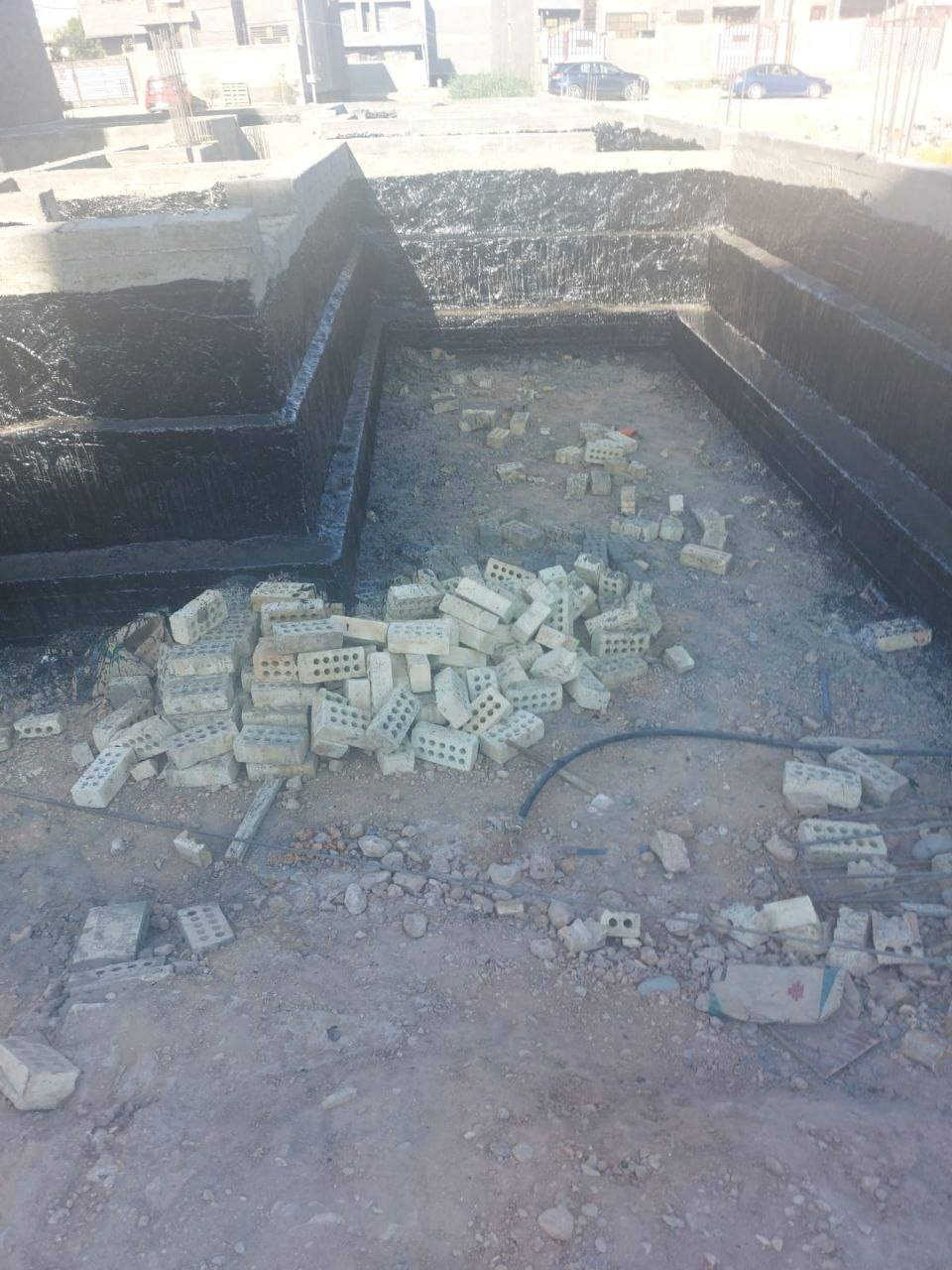 ✨ فرصتك لامتلاك قطعة أرض مميزة للبيع! ✨

🌍 الموقع:
🏙️ حلّة، حي الجزائر، مقابل المحكمة.

📏 تفاصيل الأرض:
المساحة: 200 متر مربع
الواجهة: 10 متر
النزال: 20 متر
📜 الإجازة:
✅ إجازة بناء كاملة
✅ طابو صرف

🚦 مميزات الموقع:
قريب جداً من الشارع العام
خلف مجمع الدكتور علاء العلواني
موقع استراتيجي وحيوي

📞 للاستفسار والاتصال:
📱 ***********
