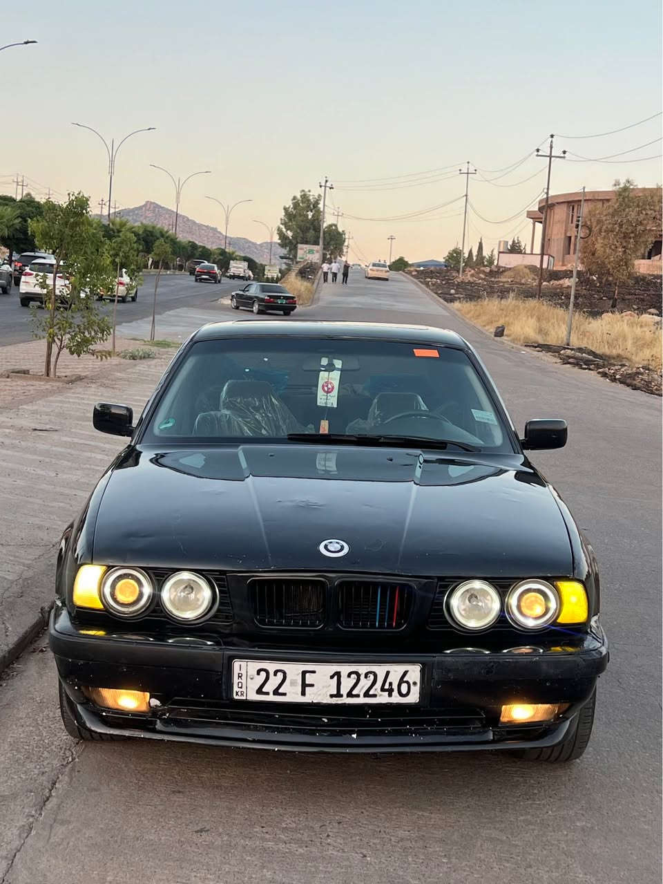 سلام عليكم 
لبيع bmw🔥
525ai
محرك مسكر✈️
سلايد
موديل91
كير اوتوماتيك
كشنات مخمل قماش بلادي 
لون  اسود
طخم حداديه جديد 
٤تايرات جديد
كهربائي  كل شغال مابيها كلوب طافي 🥇
رقم اربيل  رقم سنويه جديد لحد 2027
تحويل  نفس اليوم
صبغ عام جماليه بدون حادث 

سعر47 مجال بسيط
وعليها غرامات تجاوز السرعه 500$ دولاربعد معامله تنزل سعر ✂️
مكان سيارة-عقرة-قريب موصل اربيل 📍

***********
***********
بيها واتساب📞 اكر, نينوى
