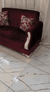 تخم تركي يصيرسرير قلاب ٧مقاعد ب٢٢٥  نضافتة ٩٠ بلمية نضيف جدا عنوان الشعب شارع الصحة ***********
