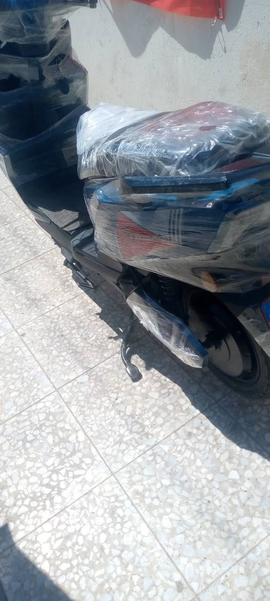 دراجه شحن للبيع دراجه موديل 26 جديده دراجه بعده نضيفه بطاريات  جدد دراجه رايده 800وبيه مجال الطيبين هاذا رقم اتصلوا عليه موجوده واتساب وعل رصيد هم *********** عنواني بغداد جديده تل محمد
