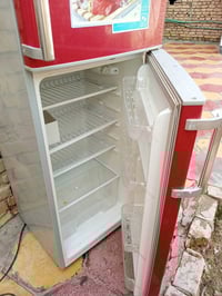 ثلاجه • عوزها ماطور • ١٠قدم