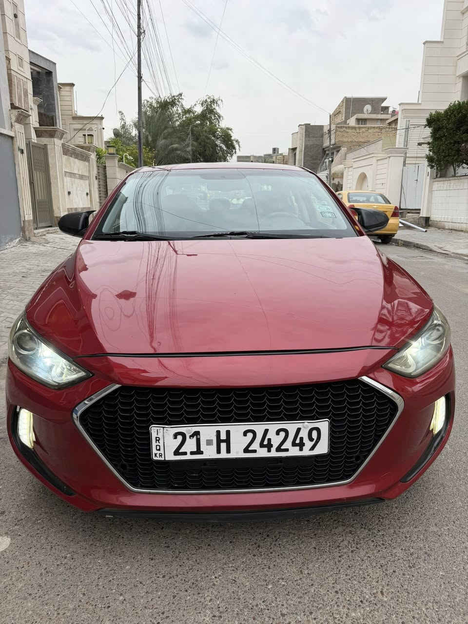 السلام عليكم 
هونداي النترا موديل 2017 وارد أمريكي مكينة 2000 دوش على وضع الشركة ممفتوحة حادث سيارة قبق الجنطة فقط بدون دواخل بجم كبس مكفولة من الصبغ والتبديل ليبل واحد بدون ايريك سيارة احلة من الصور مواصفات السيارة شاشة كاميرا تحكم ستيرن لد امامي مري كهرباء ثلاث أنظمة قيادة نظام ترحيب وبعد بية هواي مواصفات مكينة كير صدر تبريد تدفئة تخم تاير كلة جديد وضع شركة سيارة جديدة بالعافية عل ياخذها رقم سليمانية سنوية ورقم وهزة جدد تريد تحويل او وكالة اني حاضر مكان السيارة بغداد الاعظمية سعر 124 وبية مجال رقم موبايل   ***********        ‭0770 308 5731
