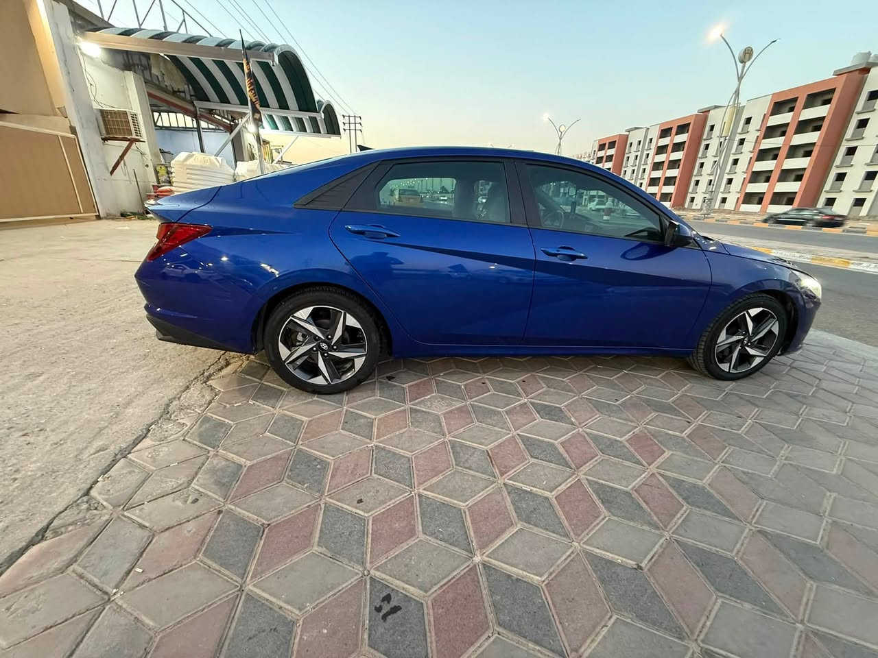 السلام عليكم
هيونداي النترا موديل 2023

مواصفات :- ( محرك 2000

 دوش ، بصمة ابواب 

+ صندوك + تشغيل 

، تشغيل عن بعد ، 

شاشة ابل كار بلي ،

 كاميرا خلفية دواره 

، فول تحكم ستيرن 

، مانع تزحلق ، تحديد مسار

 ، قيادة ذاتية ،  + مانع تصادم ، 

نقاط عمياء جانبية ، ويل كب ،

 وباقي المواصفات المعروفة ) 

((حادث موضح بالصور 

 ماشية41m 

االعنوان الديوانية 

*********** الهاتف الاستفسار
