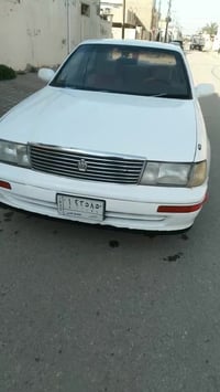 تويوتا كراون • ٩٢ • الأنبار